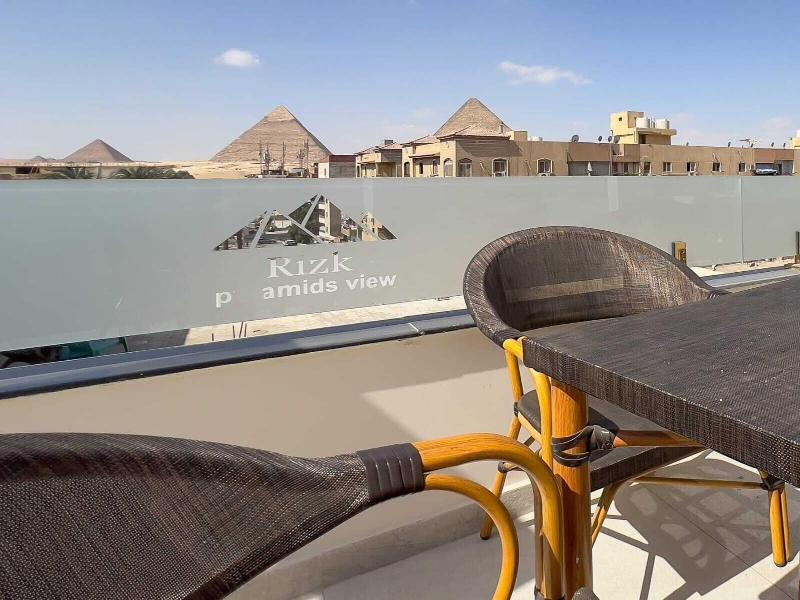 Rizk Pyramids View Hotel image