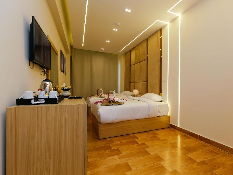 Rizk Pyramids View Hotel image