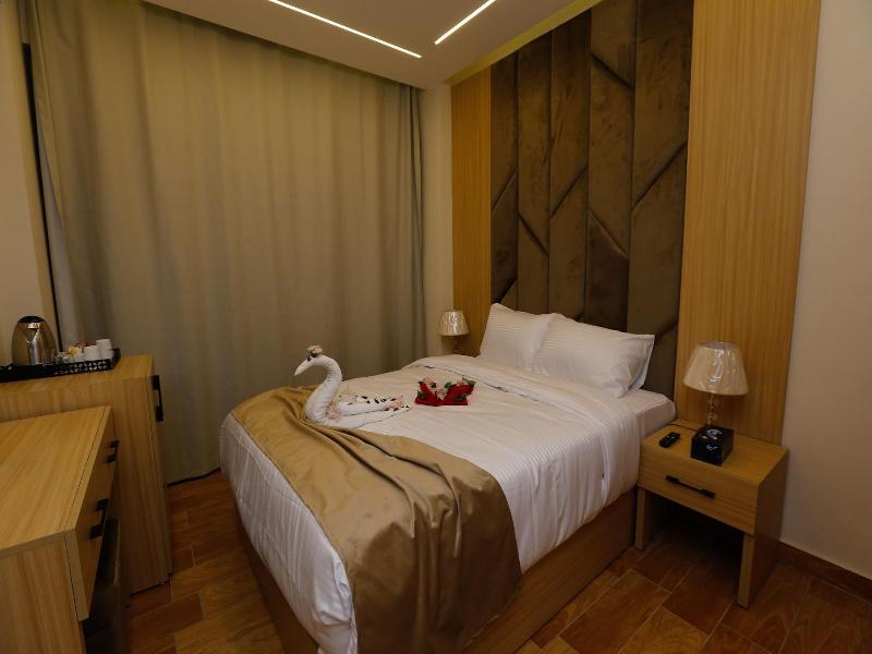 Rizk Pyramids View Hotel image