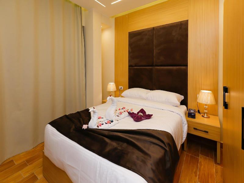 Rizk Pyramids View Hotel image