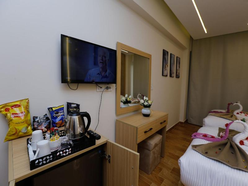 Rizk Pyramids View Hotel image