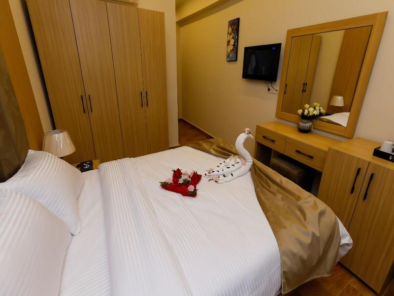Rizk Pyramids View Hotel image