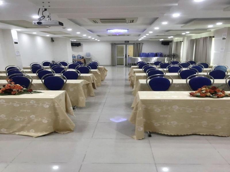 Thien Ha Hotel image