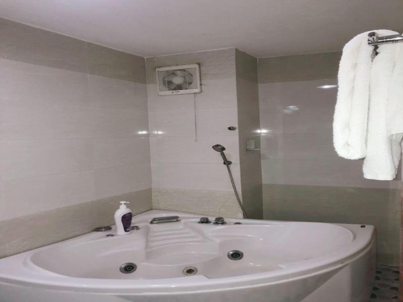 Thien Ha Hotel image