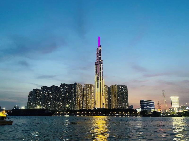 Bluesky Landmark 81 Paradise Vacation image