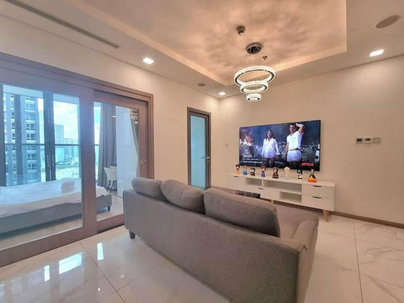 Bluesky Landmark 81 Paradise Vacation image