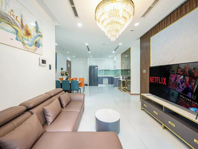 Bluesky Landmark 81 Paradise Vacation image