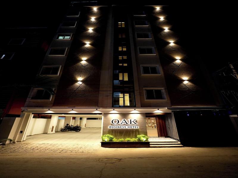 Oak Business Hotel image