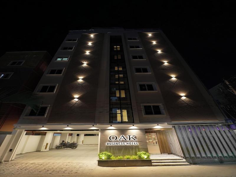 Oak Business Hotel image