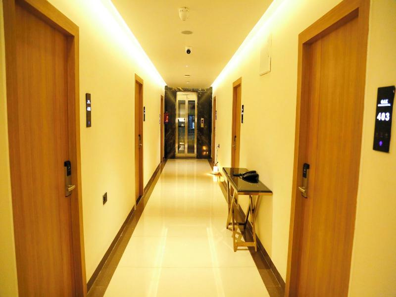 Oak Business Hotel image