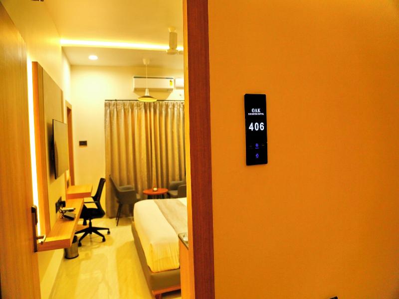 Oak Business Hotel image