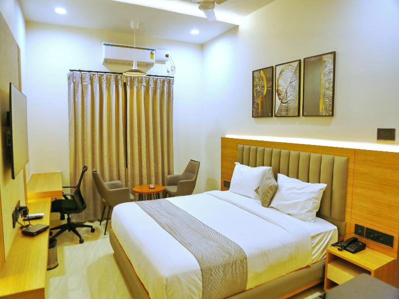 Oak Business Hotel image