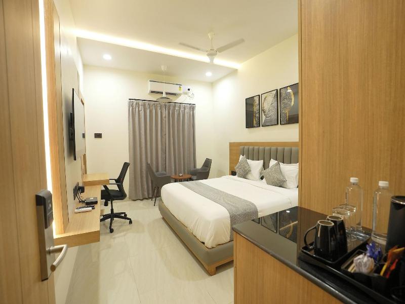 Oak Business Hotel image