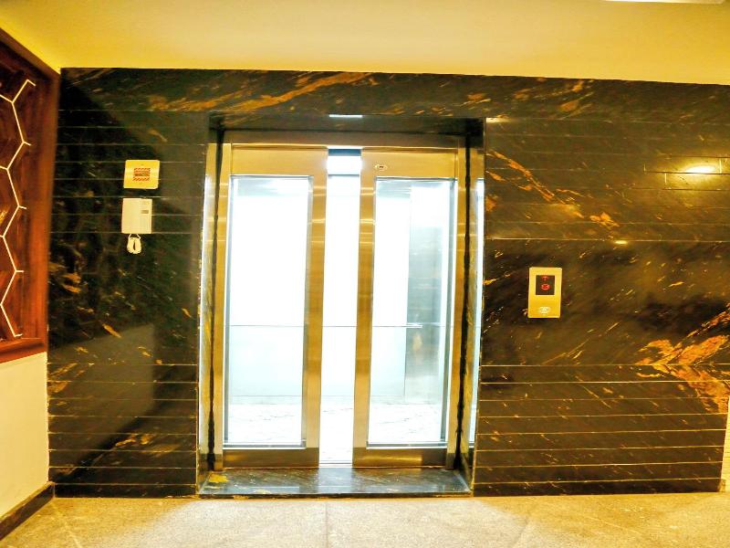 Oak Business Hotel image