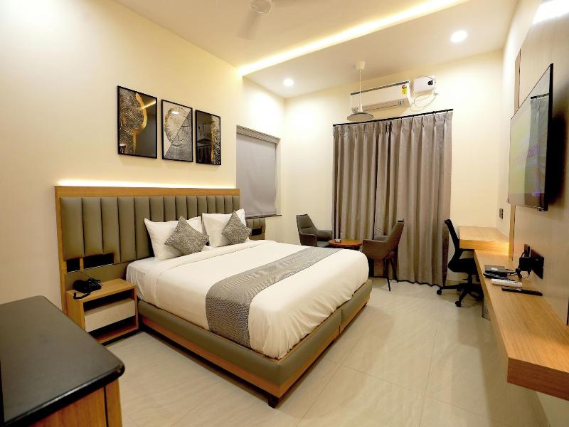 Oak Business Hotel image