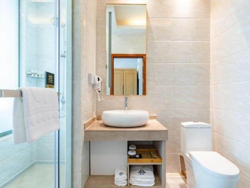 Azure View Elegant Hotel Guangzhou South Railway image