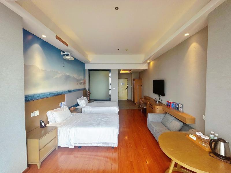 Azure View Elegant Hotel Guangzhou South Railway image