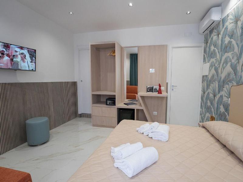 P.c. Boutique H. Castel Nuovo By Clapa Group Dis image