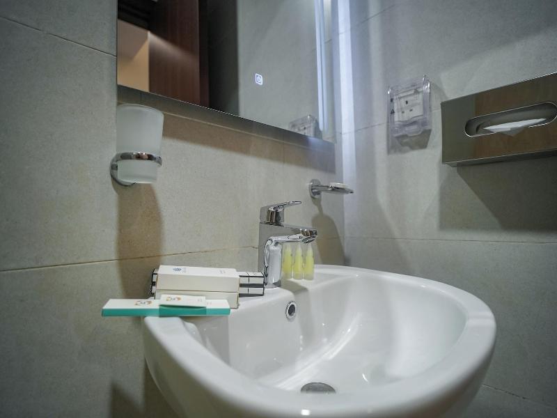 Worth Elite Hotel image