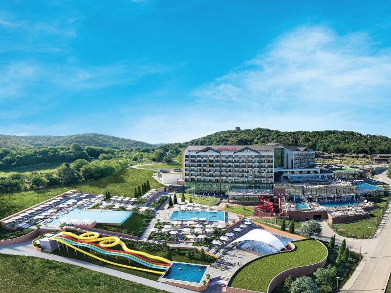Mã¶venpick Resort And Spa Fruske Terme image