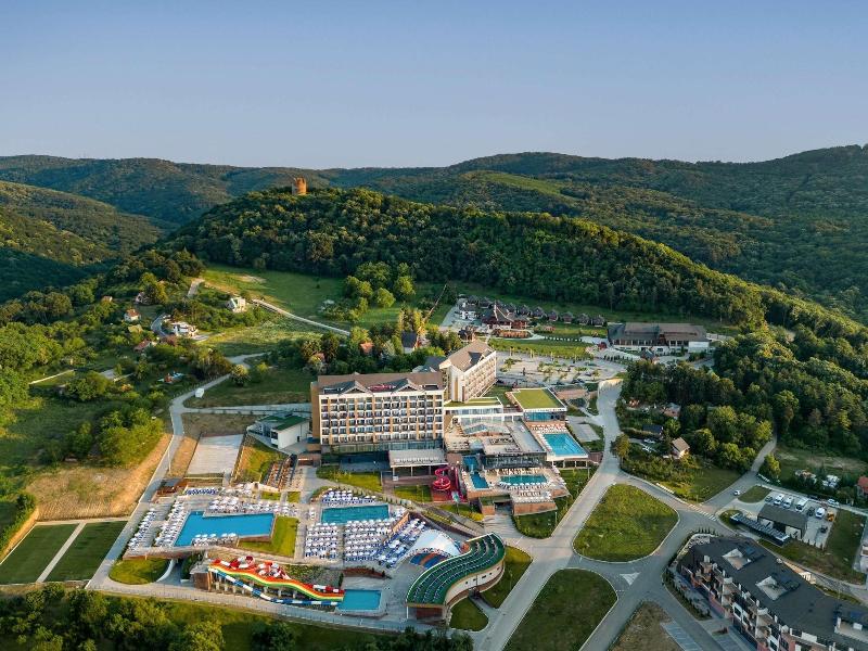 Mã¶venpick Resort And Spa Fruske Terme image