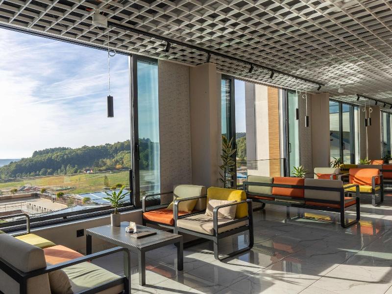 Mã¶venpick Resort And Spa Fruske Terme image