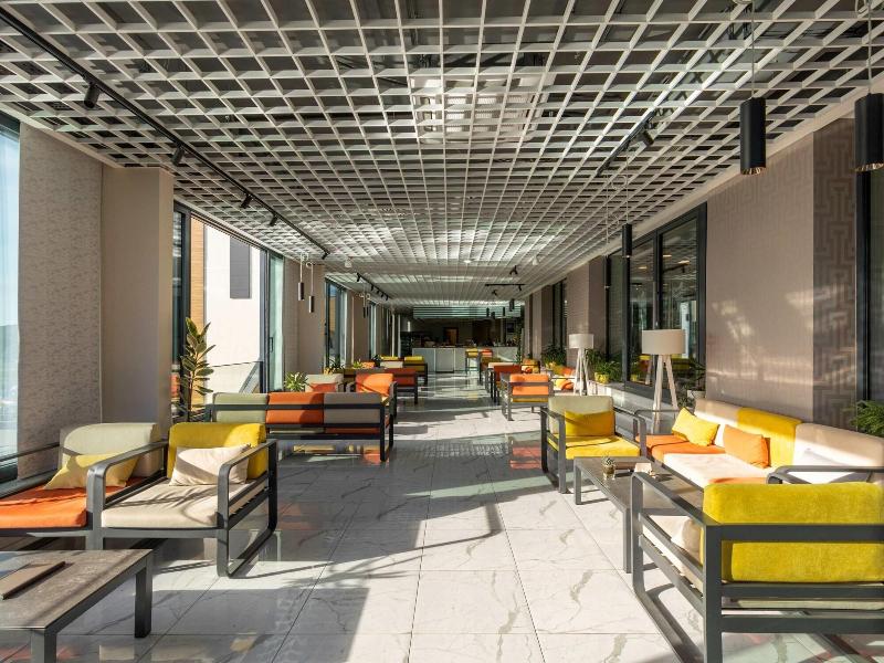 Mã¶venpick Resort And Spa Fruske Terme image