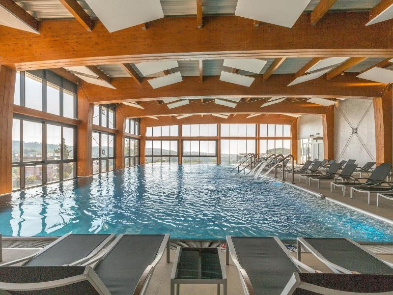 Mã¶venpick Resort And Spa Fruske Terme image