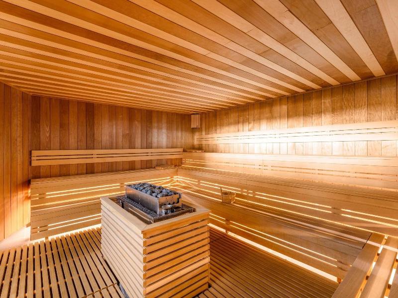 Mã¶venpick Resort And Spa Fruske Terme image
