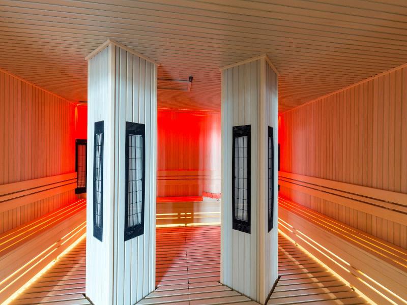 Mã¶venpick Resort And Spa Fruske Terme image