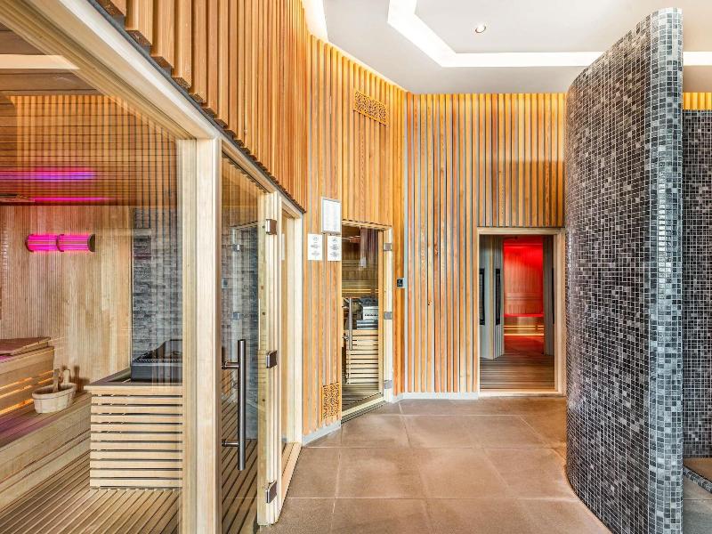 Mã¶venpick Resort And Spa Fruske Terme image