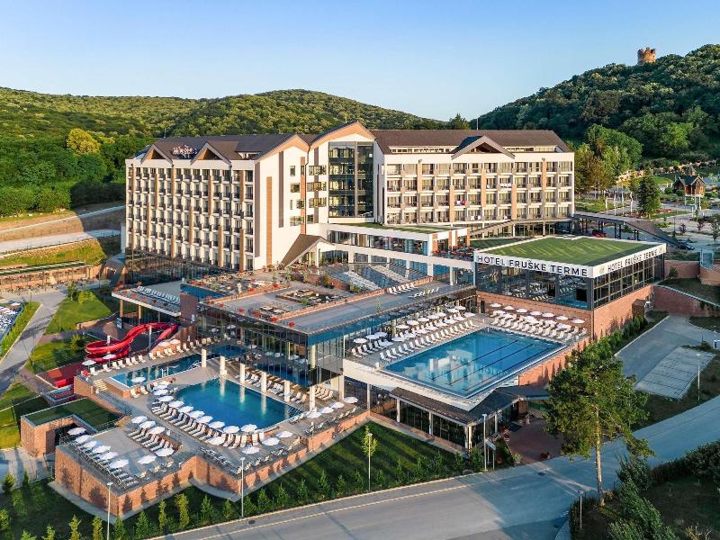 Mã¶venpick Resort And Spa Fruske Terme image