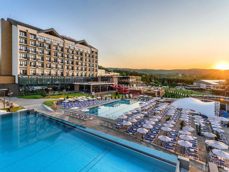 Mã¶venpick Resort And Spa Fruske Terme image