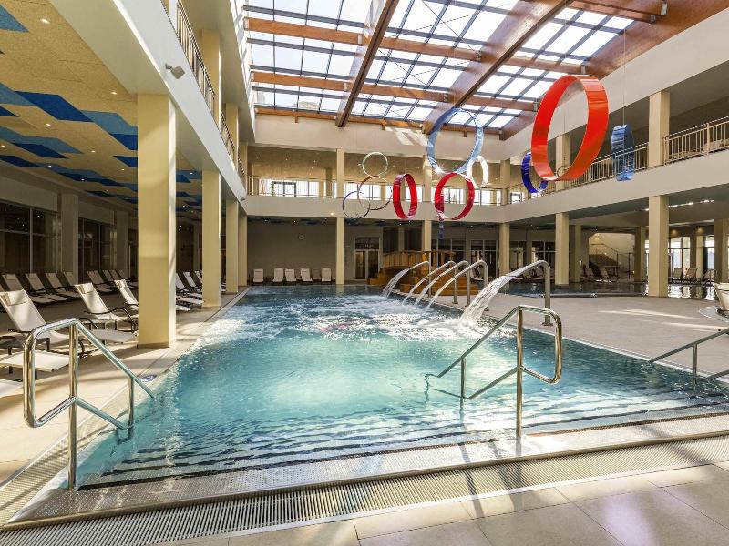 Mã¶venpick Resort And Spa Fruske Terme image