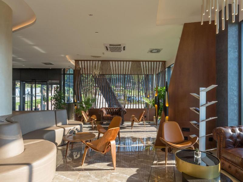 Mã¶venpick Resort And Spa Fruske Terme image