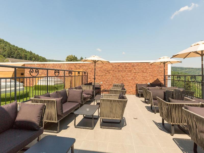 Mã¶venpick Resort And Spa Fruske Terme image