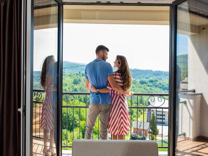 Mã¶venpick Resort And Spa Fruske Terme image
