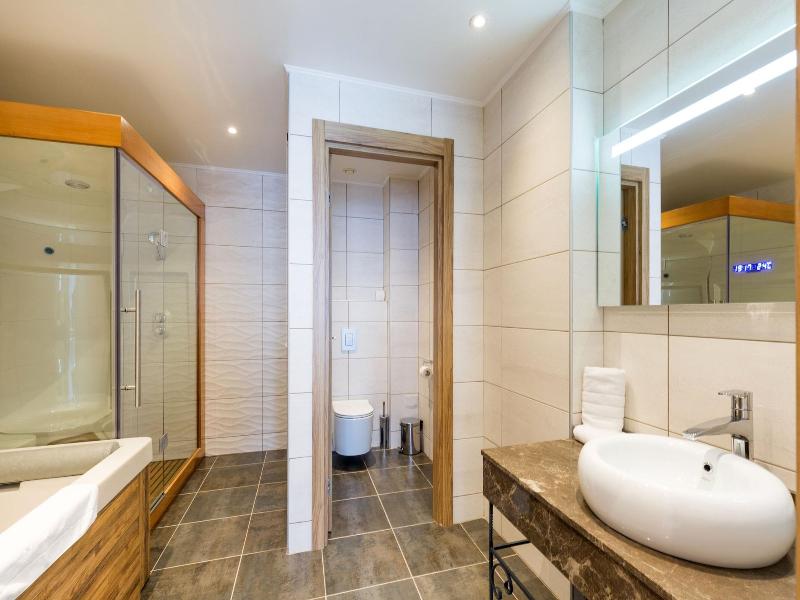 Mã¶venpick Resort And Spa Fruske Terme image