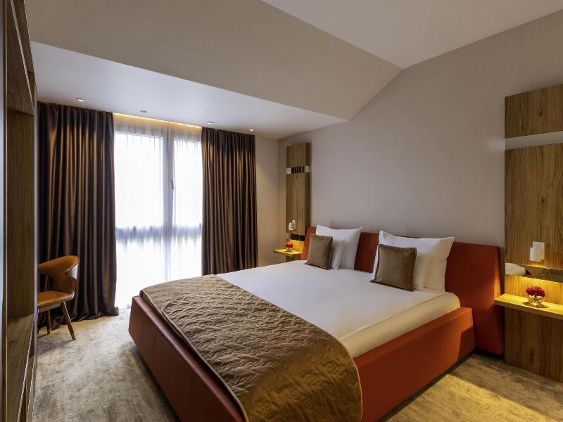 Mã¶venpick Resort And Spa Fruske Terme image