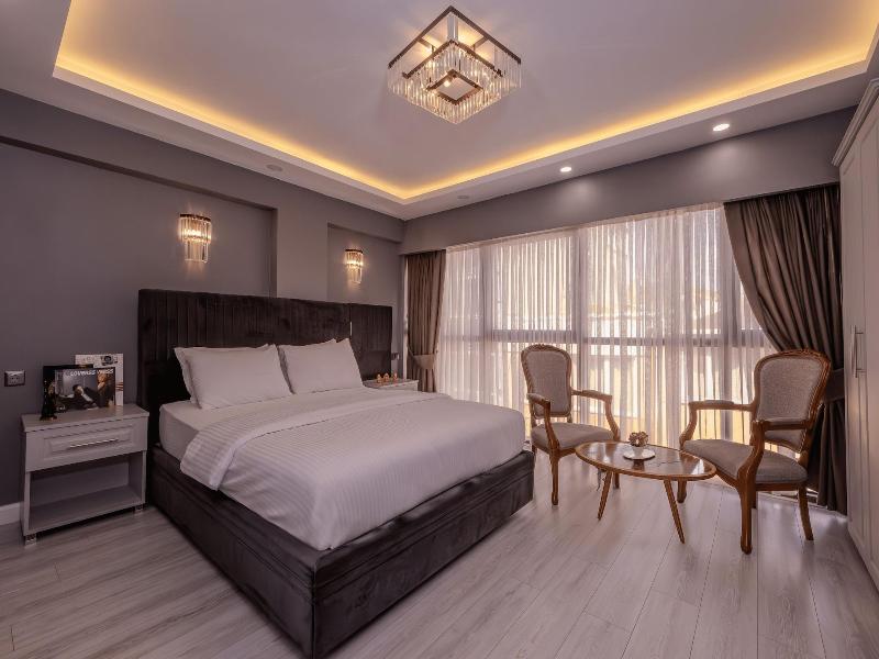 Classio Suite Hotel image