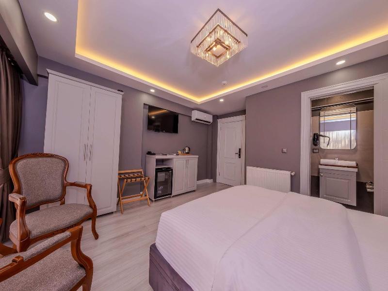 Classio Suite Hotel image