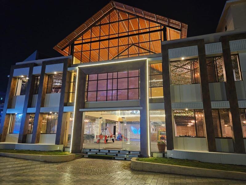 Hotel Prince Garden Daman — general view