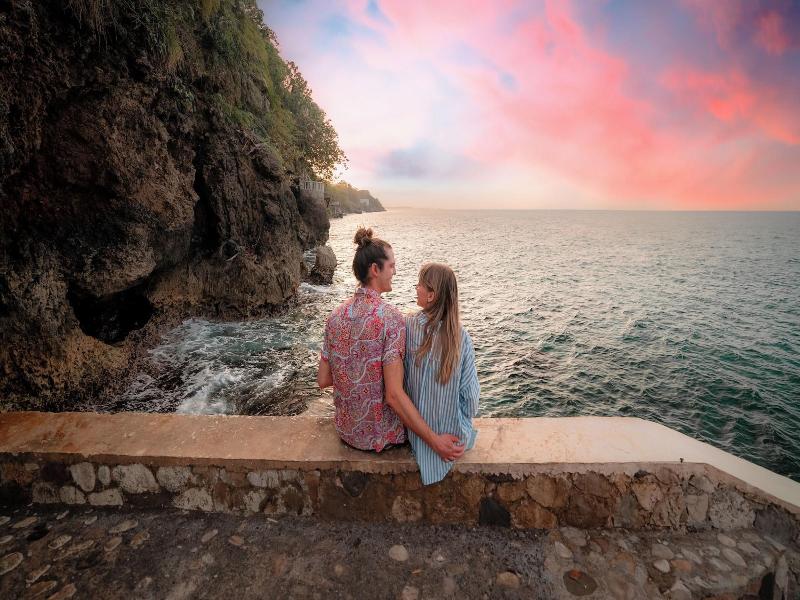 Morgans Cliff image