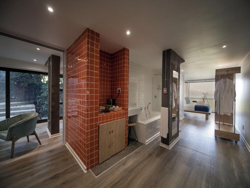 Mister C Guest House image