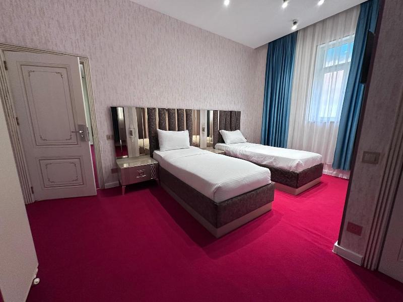 Central City Hotel Baku image