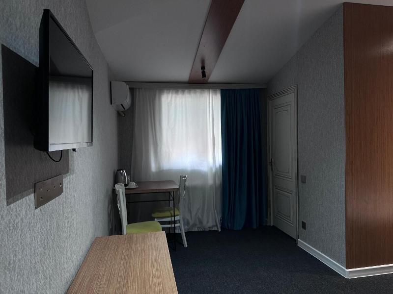 Central City Hotel Baku image