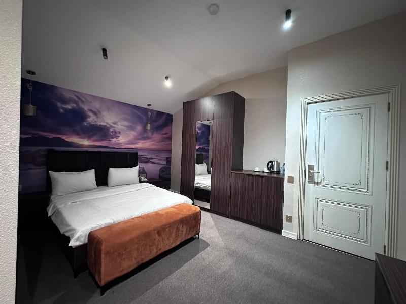 Central City Hotel Baku image