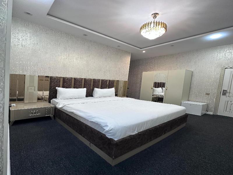 Central City Hotel Baku image