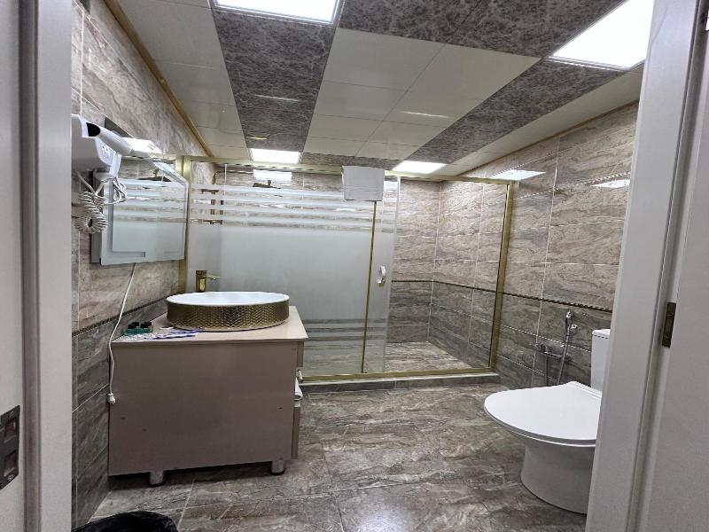 Central City Hotel Baku image