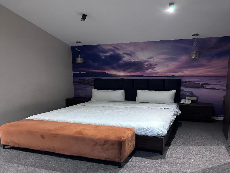 Central City Hotel Baku image